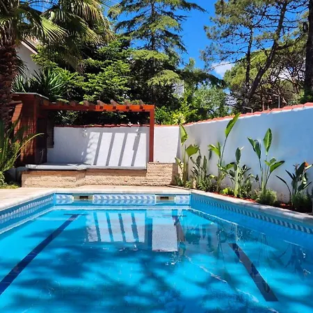1 - Sea, Nature, Pool & Privacy Hébergement de vacances Golem (Tirana)
