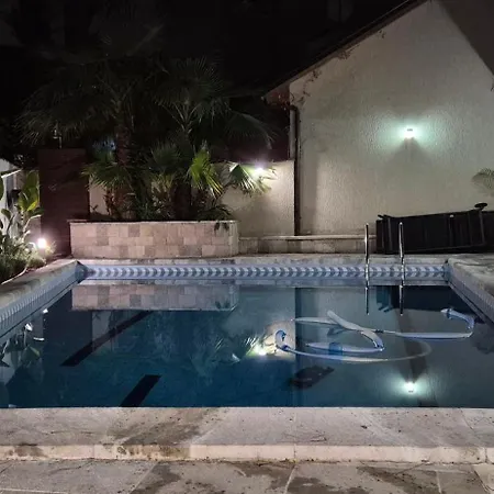 1 - Sea, Nature, Pool & Privacy
