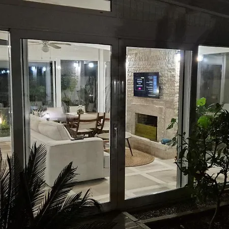 1 - Sea, Nature, Pool & Privacy